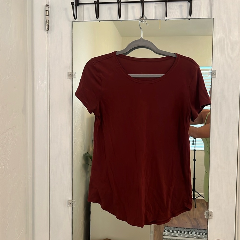 Lululemon Scoop Neck T Shirt